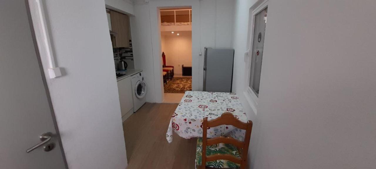 Moradia Em Vila Da Cidade Villa ลิสบอน ภายนอก รูปภาพ